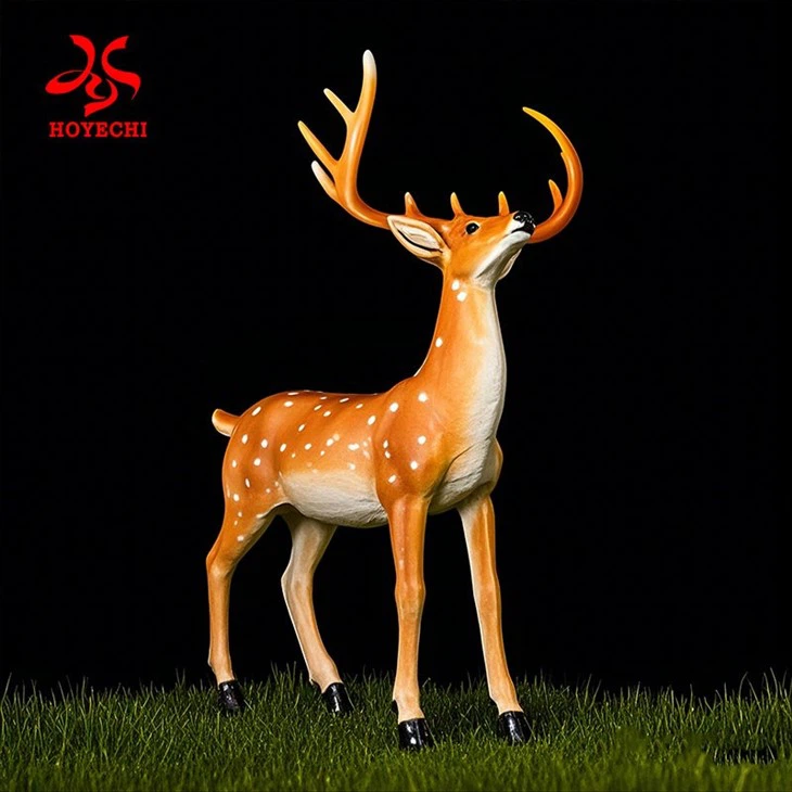 HOYECHI Charming Fiberglass Material Sculpture Light For New Year And Christmas Decor